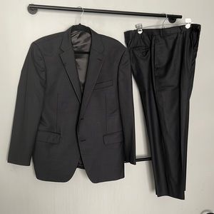 Lauren Ralph Lauren Mens navy blue suit